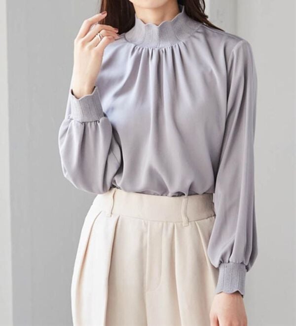 RANAN（ラナン）の「スカラップリブニット使いブラウス（ブラウス）」｜詳細画像