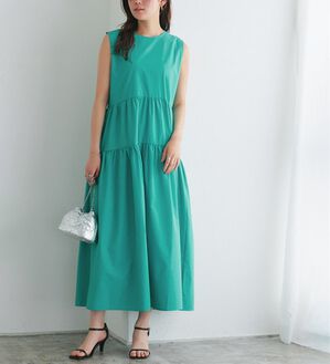 Pierrot（ピエロ）の「ラウンドティアードワンピース（カットソーワンピース）」｜グリーン