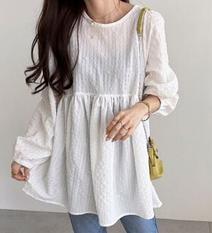 GeeRA（ジーラ）の「前後２ＷＡＹリボンペプラムチュニック（チュニック）」｜オフホワイト