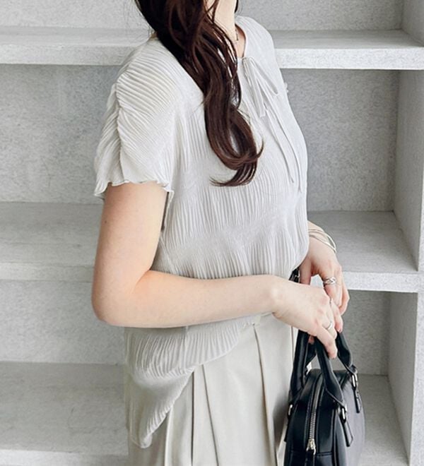 GeeRA（ジーラ）の「前後２ＷＡＹシアーシャーリングブラウス（ブラウス）」｜詳細画像