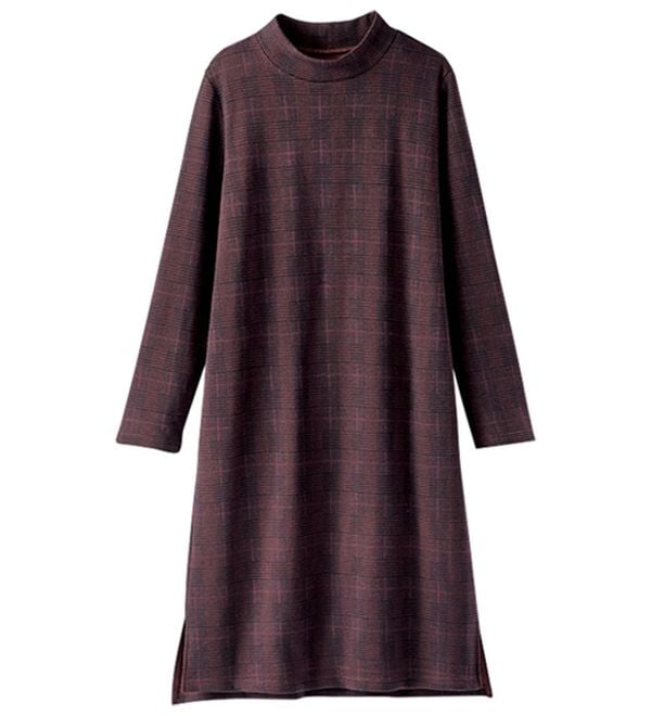 BELLUNA（ベルーナ）の「まるで着る毛布！静電防止付裏ファーお出かけワンピース（カットソーワンピース）」｜ワイン系グレンチェック