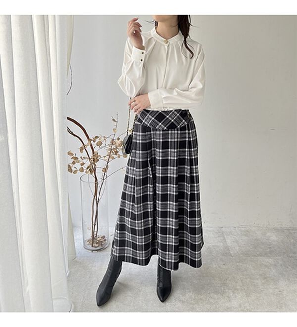 GeeRA（ジーラ）の「ビッグ釦バンドカラーブラウス（ブラウス）」｜詳細画像