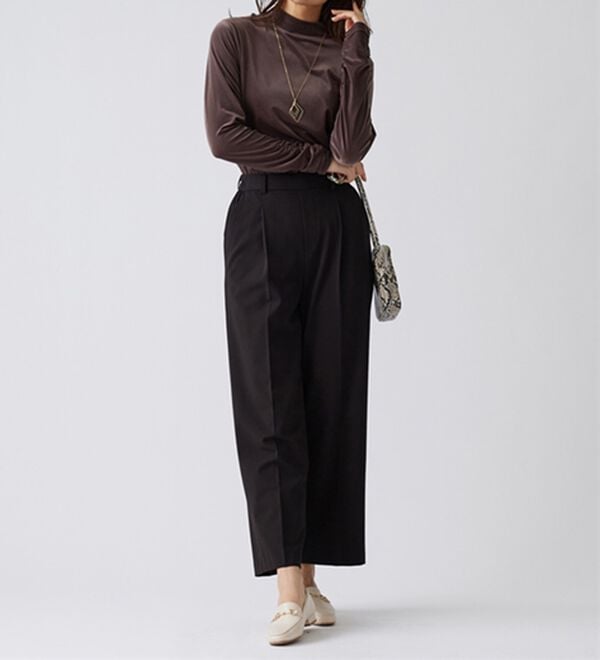 BELLUNA（ベルーナ）の「サマ見え（Ｓ）美脚タック使いワイドパンツ（ワイドパンツ・ガウチョ）」｜詳細画像