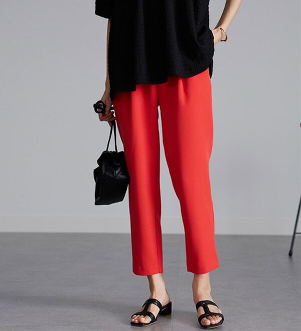 RANAN（ラナン）の「美脚シルエットクロップドパンツ（フルレングスパンツ）」｜オレンジレッド