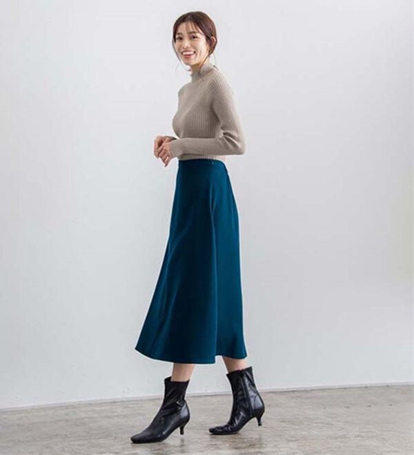 Pierrot（ピエロ）の「着回しストレッチリブハイネックニット（ニット・セーター）」｜詳細画像