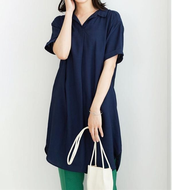 BELLUNA（ベルーナ）の「レーヨンナイロン素材シャツワンピース（その他ワンピース）」｜ネイビー