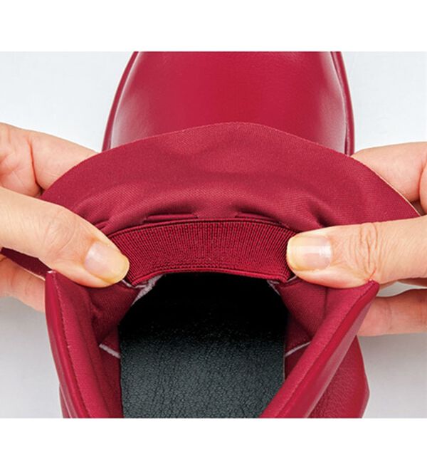 BELLUNA（ベルーナ）の「ゆったり５Ｅ柔らかレザーライクシューズ（フラットシューズ）」｜詳細画像