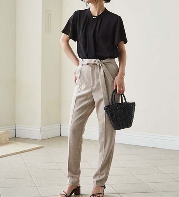 RANAN（ラナン）の「【新色追加】機能付タックデザインブラウス（ブラウス）」｜詳細画像