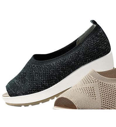 BELLUNA（ベルーナ）の「ニット素材オープントゥウェッジパンプス（パンプス）」