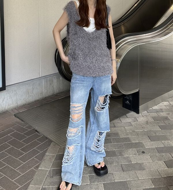 GeeRA（ジーラ）の「オリジナルパットダメージワイドデニム（ワイドパンツ・ガウチョ）」｜詳細画像