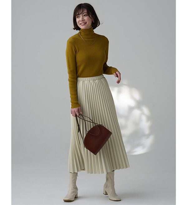 BELLUNA（ベルーナ）の「レザーライクプリーツスカート（ロングスカート）」｜詳細画像