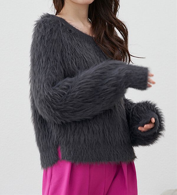 RANAN（ラナン）の「ロングフェザーシャギーニット（ニット・セーター）」｜チャコール