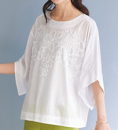 BELLUNA（ベルーナ）の「ひんやり！コード刺しゅう袖デザインブラウス（ブラウス）」