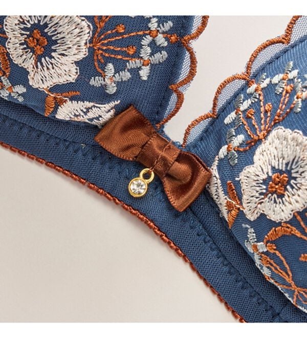 YU'NOW（ユナウ）の「ぷるるん谷間のノンワイヤーブラ＆ショーツ（ブラジャー＆ショーツセット）」｜詳細画像