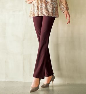 BELLUNA（ベルーナ）の「【選べる裏起毛】静電気防止！ブーツカットヘリンボーンパンツ（フルレングスパンツ）」｜バーガンディ 裏起毛アリ