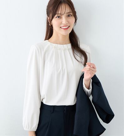 alotta（アロッタ）の「ネックパールデザインブラウス（ブラウス）」