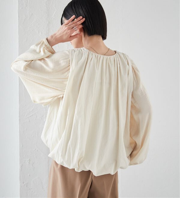 RANAN（ラナン）の「2WAYギャザーバルーンブラウス（ブラウス）」｜詳細画像