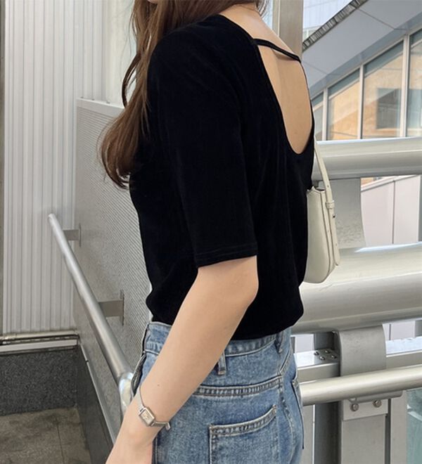 GeeRA（ジーラ）の「ベロアバックオープンカットソー（カットソー）」｜詳細画像