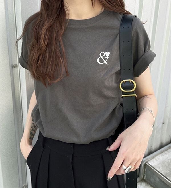 GeeRA（ジーラ）の「アンドハート刺しゅうＴシャツ（Tシャツ）」｜詳細画像