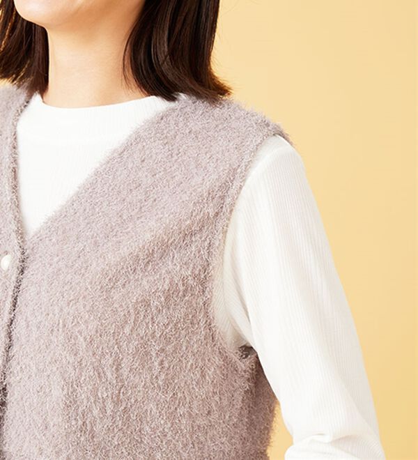 BELLUNA（ベルーナ）の「【2点セット】ラメシャギー素材ベストアンサンブル（アンサンブル）」｜詳細画像