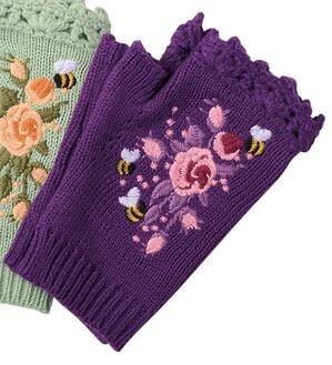 「バラ刺繍のハンドウォーマー（帽子）」｜紫