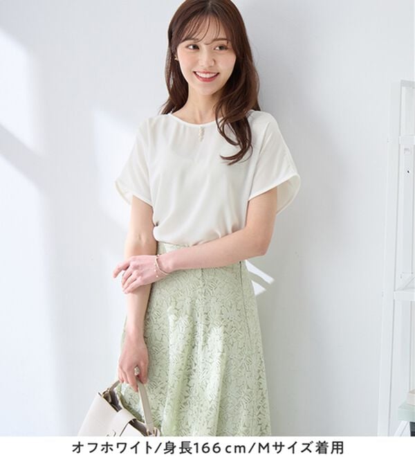 alotta（アロッタ）の「【イージーケア】パール調ボタンデザインブラウス（ブラウス）」｜詳細画像