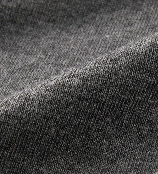 GeeRA（ジーラ）の「レイヤード風ヘンリーネックカットソー（カットソー）」｜詳細画像