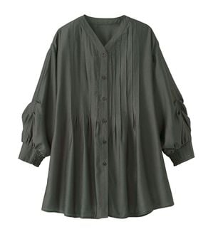 BELLUNA（ベルーナ）の「サテン調ピンタックシャツチュニック（チュニック）」｜チャコール