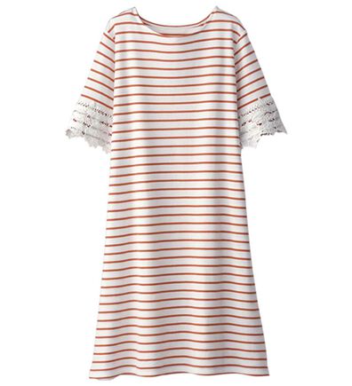 BELLUNA（ベルーナ）の「なめらかな肌心地！超長綿袖レースチュニック（チュニック）」