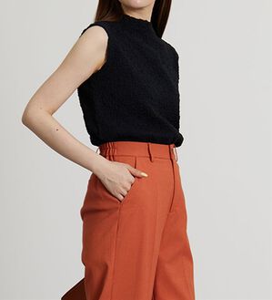 BELLUNA（ベルーナ）の「クラッシュジャカードハイネックプルオーバー・タンクトップ（カットソー）」｜黒 タンクトップ