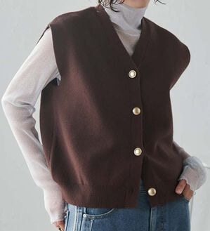 RANAN（ラナン）の「【ムースタッチ】洗える！ゴールド調ボタンニットベスト（ベスト）」｜詳細画像