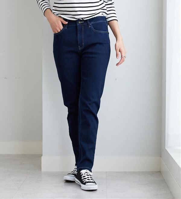 BELLUNA（ベルーナ）の「やわらかストレッチデニム素材スリムパンツ（フルレングスパンツ）」｜詳細画像