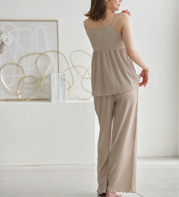 YU'NOW（ユナウ）の「【３点セット】カップ付ワッフルキャミソールルームウェアセット（パジャマ・ルームウェア）」｜詳細画像