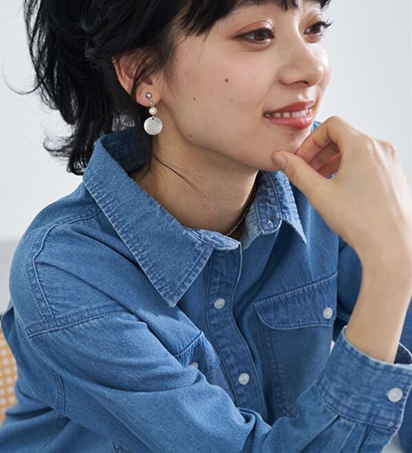 BELLUNA（ベルーナ）の「綿１００％ブラスト加工デニムシャツ（シャツ）」｜詳細画像