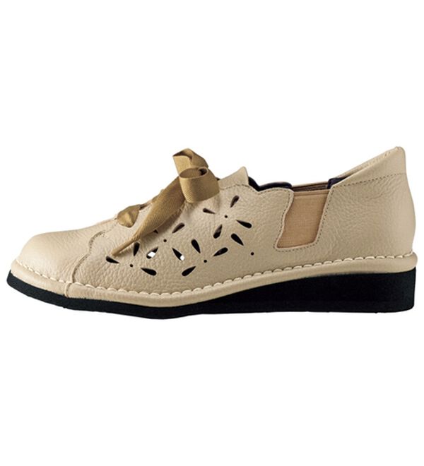 ルフラン（ルフラン）の「５Ｅ花柄パンチングアウトステッチシューズ（フラットシューズ）」｜詳細画像