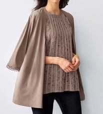 BELLUNA（ベルーナ）の「ライン使いレーストップスアンサンブル（アンサンブル）」