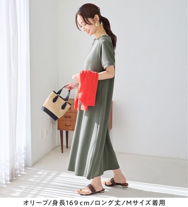 「ひんやり＆シワになりにくい　丈が選べる！エンボス素材Ａラインワンピース（カットソーワンピース）」｜詳細画像