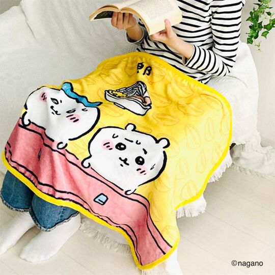 ちいかわ あったか大きめ毛布ブランケット