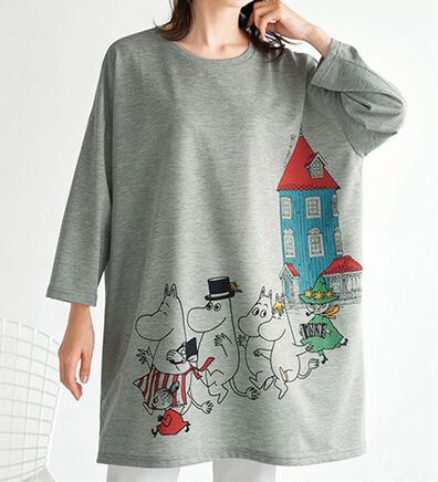 BELLUNA（ベルーナ）の「ムーミンプリントビッグＴシャツ（チュニック）」