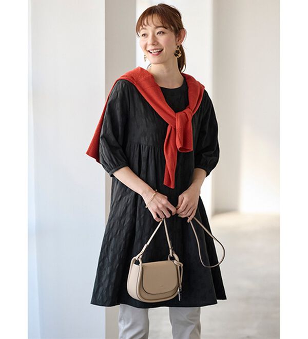 BELLUNA（ベルーナ）の「ナチュラルにお出かけ♪ドット柄チュニックワンピース（チュニックワンピース）」｜詳細画像