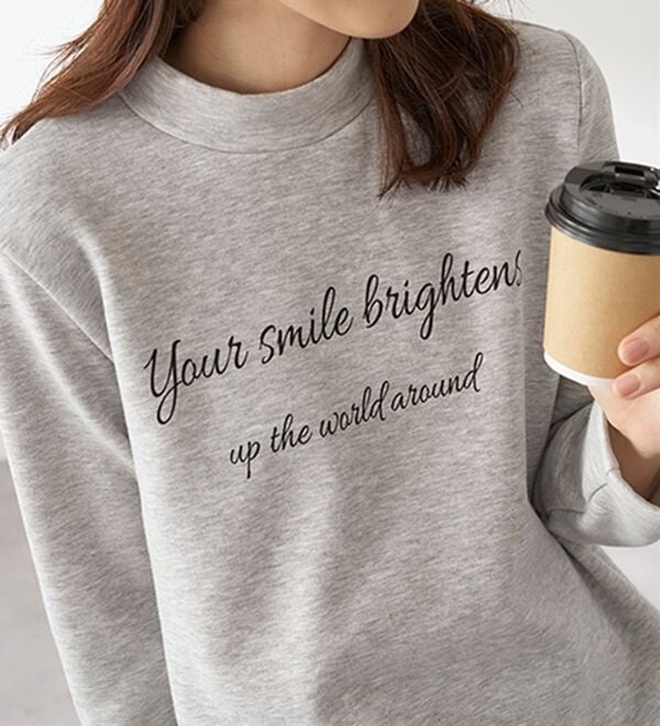 BELLUNA（ベルーナ）の「まるで着る毛布！静電防止付裏ファーロゴプルオーバー（カットソー）」｜詳細画像