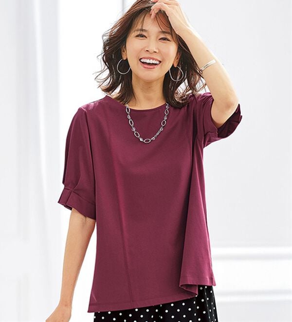 BELLUNA（ベルーナ）の「ヒンヤリ！袖タックデザインプルオーバー（カットソー）」｜ラズベリー