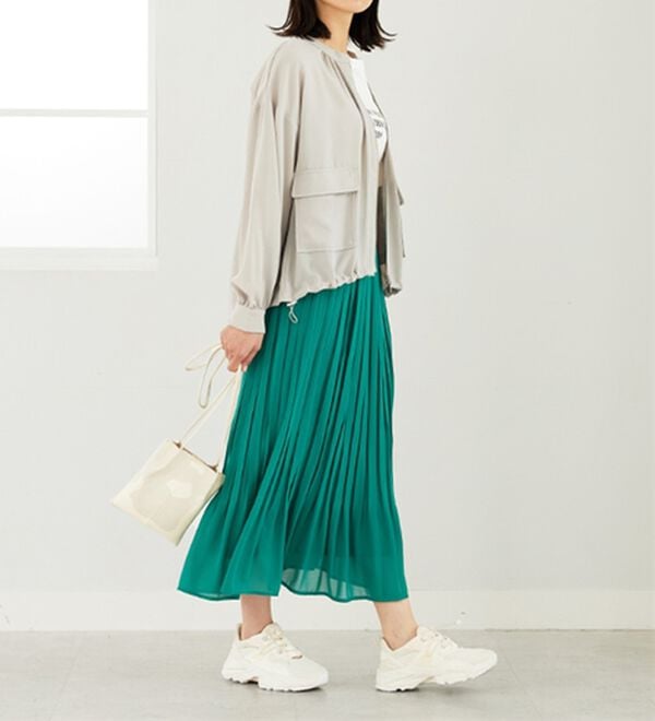 BELLUNA（ベルーナ）の「とろみ素材ポケットデザインブルゾン（ブルゾン）」｜詳細画像