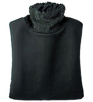 BELLUNA（ベルーナ）の「レースなのにチクチクしにくい吸湿発熱プルオーバー（カットソー）」｜黒