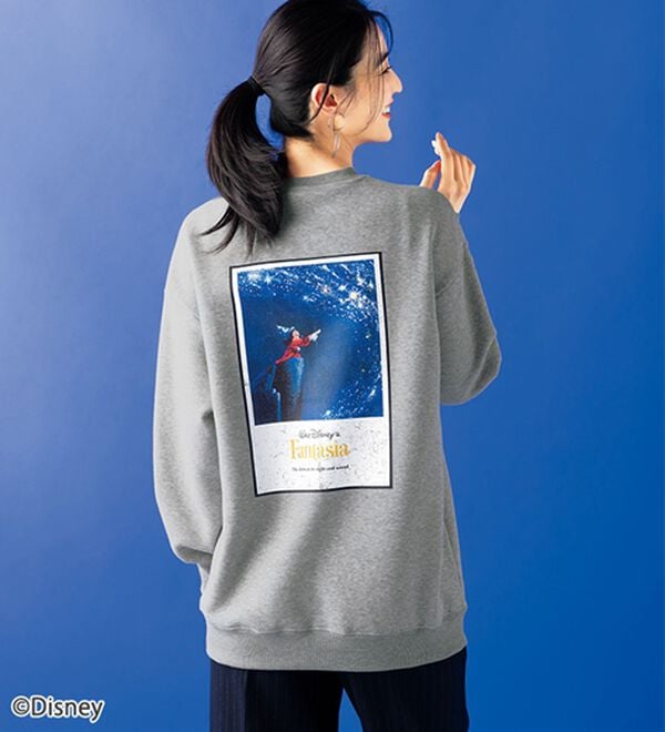 BELLUNA（ベルーナ）の「＜Ｄｉｓｎｅｙ＞【ミッキー】Ｆａｎｔａｓｉａ裏起毛バックプリントトレーナー（トレーナー・スウェット）」｜杢グレー