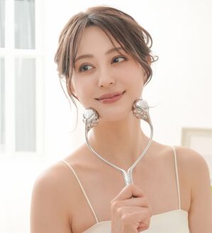 「ウェーブほほあごエステローラー（コスメ・メイク小物）」｜詳細画像