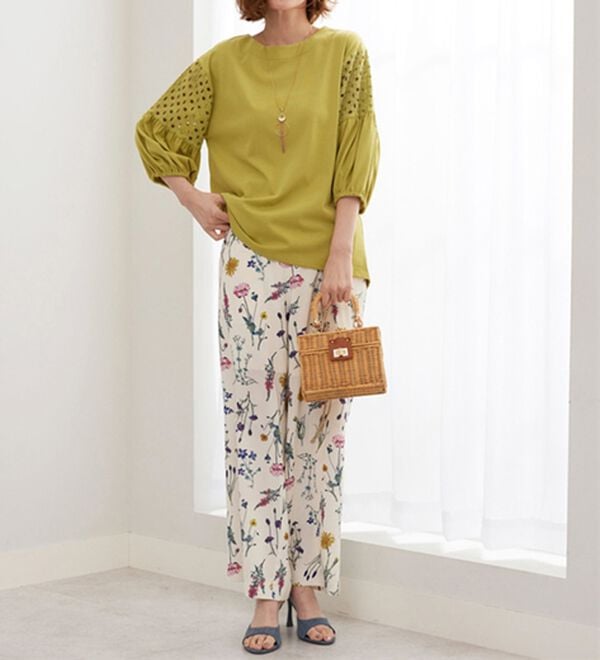 BELLUNA（ベルーナ）の「ボリューム袖レース切替プルオーバー（カットソー）」｜詳細画像