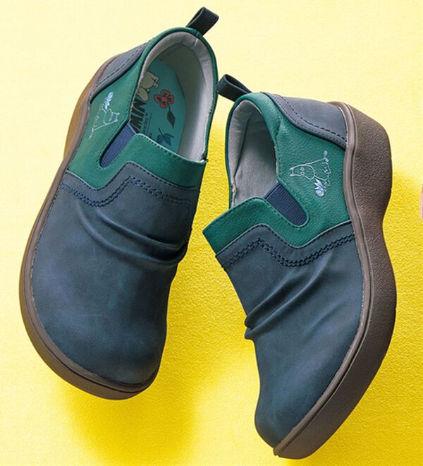 BELLUNA（ベルーナ）の「＜ムーミン＞カジュアルスリッポン（スリッポン）」｜ネイビー