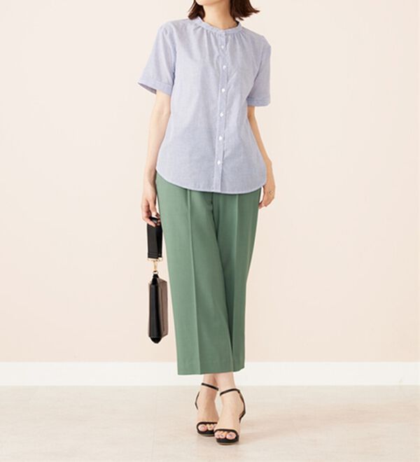 BELLUNA（ベルーナ）の「ギャザー使いバンドカラーブラウス（ブラウス）」｜詳細画像