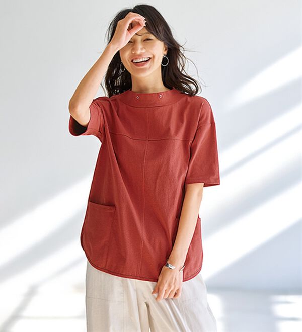 BELLUNA（ベルーナ）の「抗菌防臭綿１００％切替デザインプルオーバー（カットソー）」｜テラコッタ